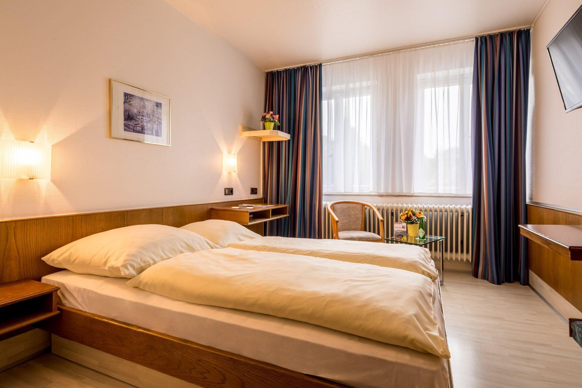 אאכן Hotel Buschhausen מראה חיצוני תמונה